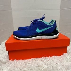 Nike free run4.0 sz 8.5 blue